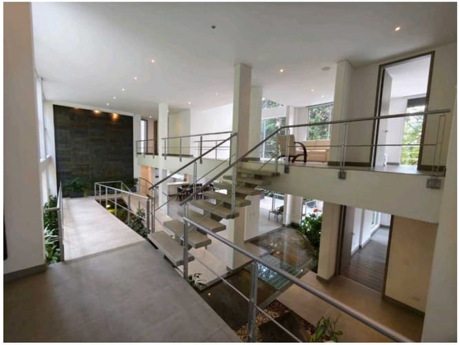 Casa de 5 alcobas en venta en Aves Maria, Medellín, 470 m² · foto 3 de 20