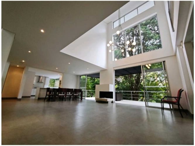 Casa de 5 alcobas en venta en Aves Maria, Medellín, 470 m² · foto 8 de 20