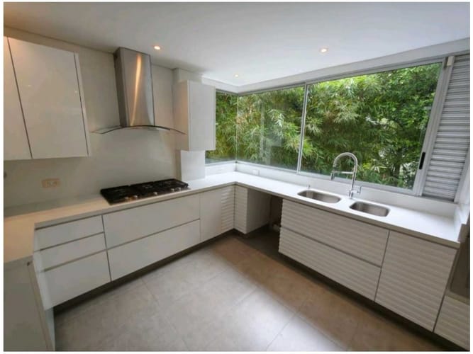 Casa de 5 alcobas en venta en Aves Maria, Medellín, 470 m² · foto 10 de 20