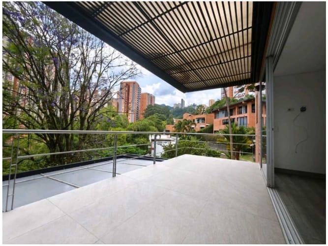 Casa de 5 alcobas en venta en Aves Maria, Medellín, 470 m² · foto 16 de 20