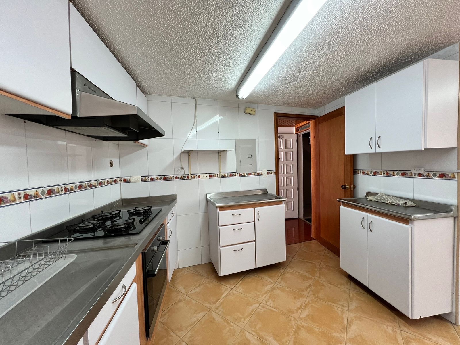Apartamento en arriendo en Santa Barbara, Bogotá · foto 14 de 16