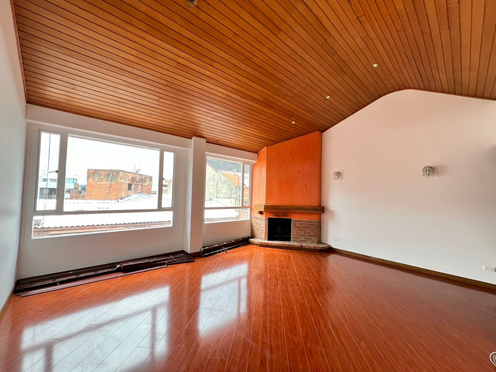 Apartamento en arriendo en Santa Barbara, Bogotá · foto 8 de 16