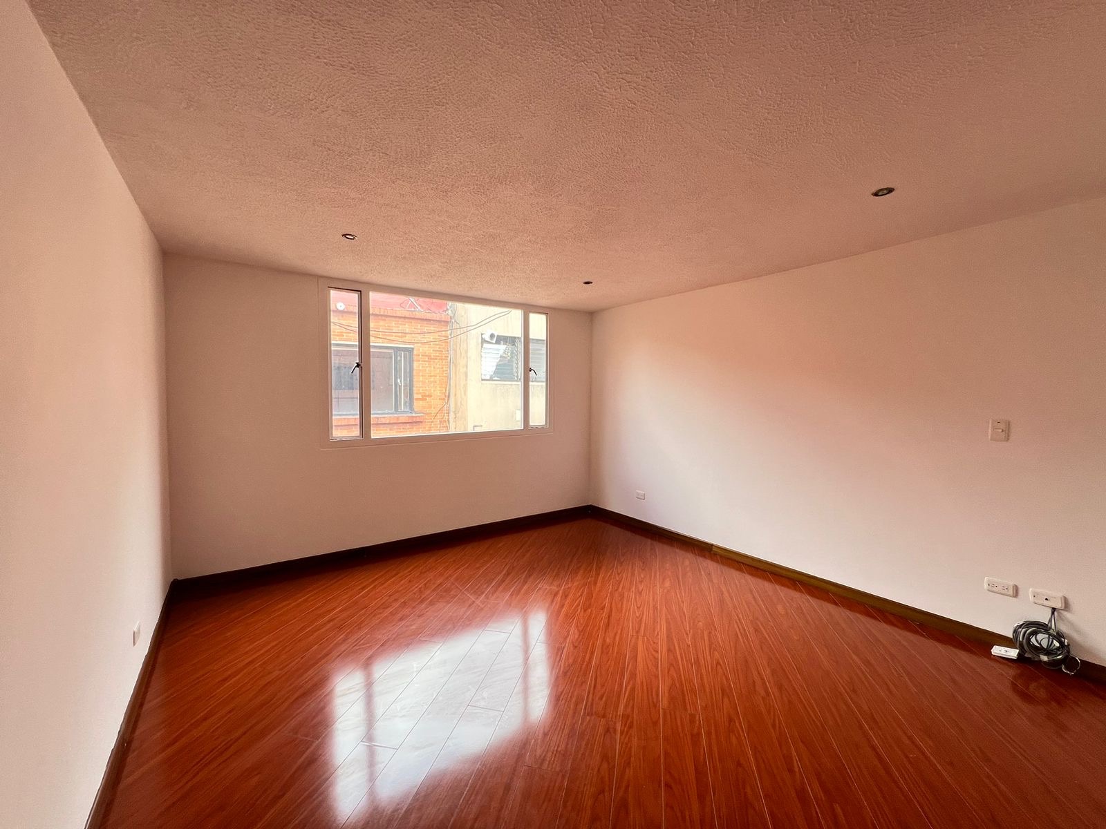 Apartamento en arriendo en Santa Barbara, Bogotá · foto 6 de 16