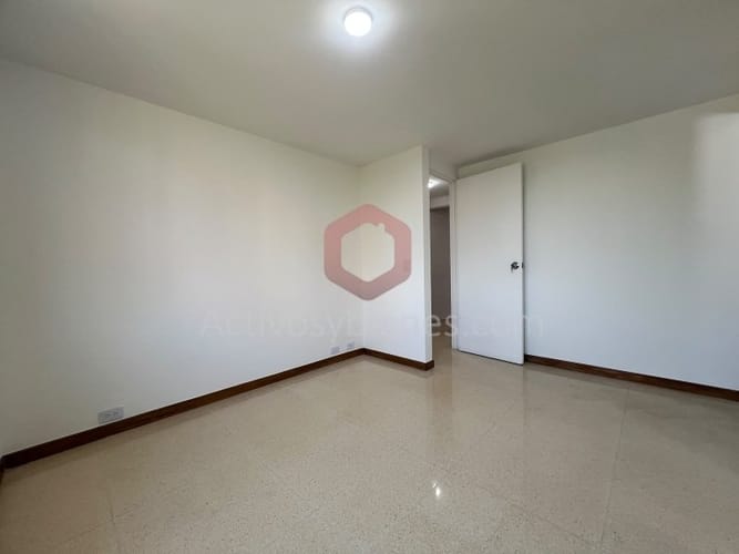 Apartamento de 2 alcobas en arriendo en Santa María De Los Ángeles, Medellín, 65 m² · foto 12 de 14