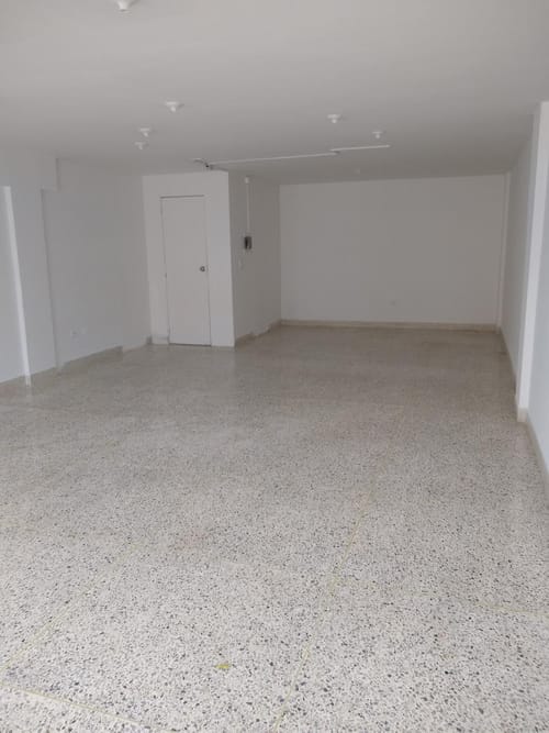 Local en arriendo en Caobos, Cúcuta, 44 m² · foto 2 de 3