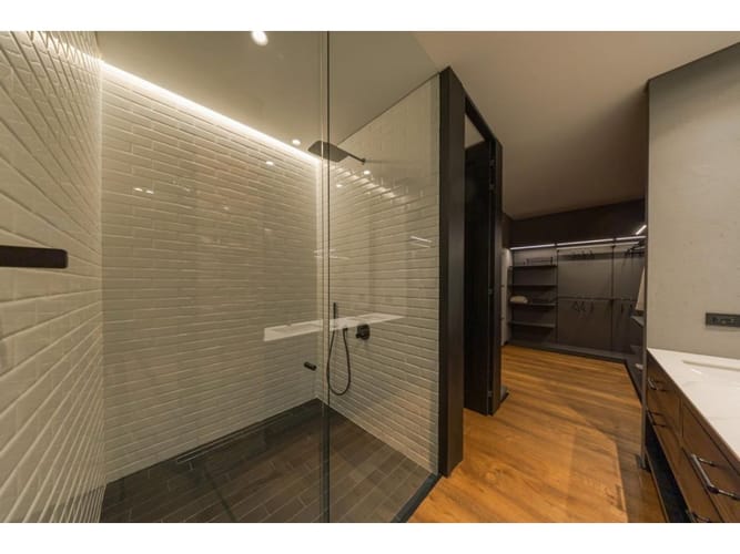 Apartamento de 3 alcobas en venta en Las Lomas No.1, Medellín, 303 m² · foto 6 de 7