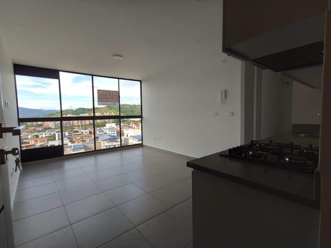 Apartamento de 2 alcobas en venta en San Antonio Del Carrizal, Girón, 48 m² · foto 4 de 14