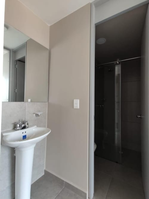 Apartamento de 2 alcobas en venta en San Antonio Del Carrizal, Girón, 48 m² · foto 11 de 14