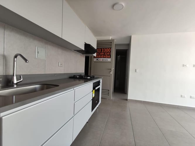 Apartamento de 2 alcobas en venta en San Antonio Del Carrizal, Girón, 48 m² · foto 6 de 14