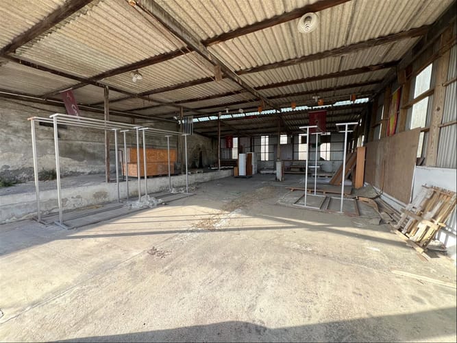 Local Comercial en Alquiler · Foto 2