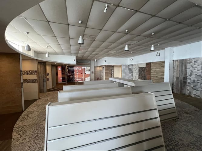 Local Comercial en Alquiler · Foto 7