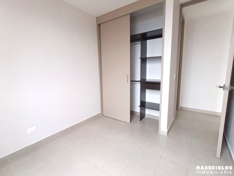 Apartamento en arriendo en El Poblado, Medellín · foto 9 de 10
