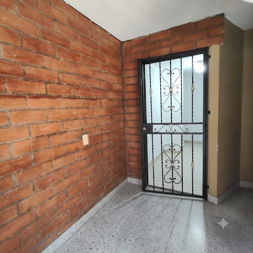 Apartamento en venta en Camparola, Itagüí · foto 4 de 11