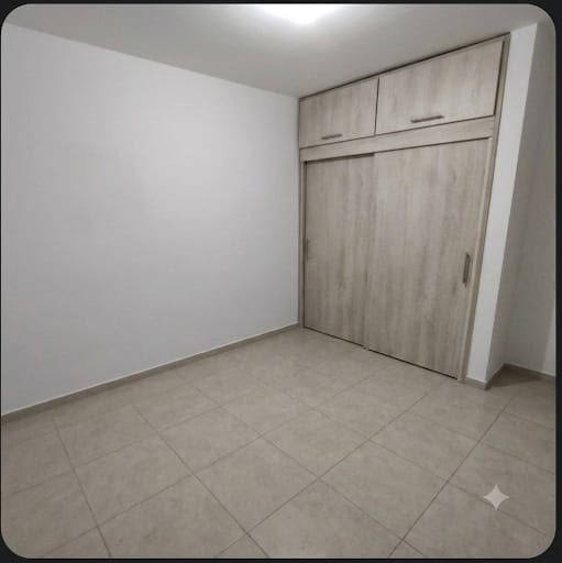 Apartamento en venta en Camparola, Itagüí · foto 9 de 11