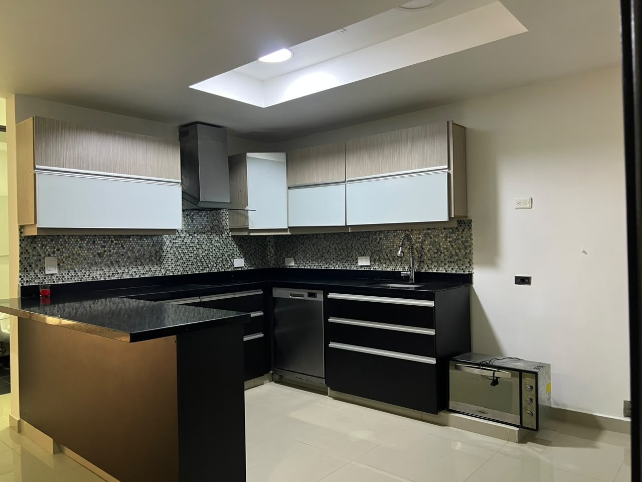 Apartamento en venta en Loma Benedictinos, Medellín · foto 3 de 18