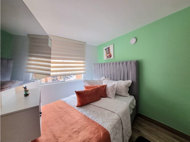 Apartamento de 3 alcobas en venta en La Magnolia, Madrid, 70 m² · foto 9 de 24