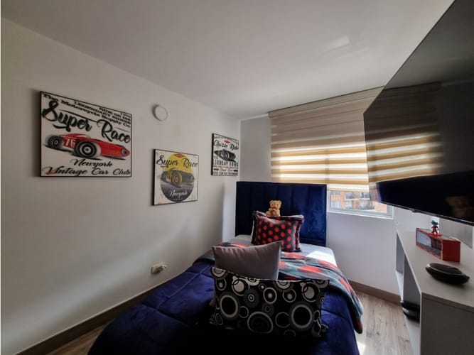 Apartamento de 3 alcobas en venta en La Magnolia, Madrid, 70 m² · foto 13 de 24
