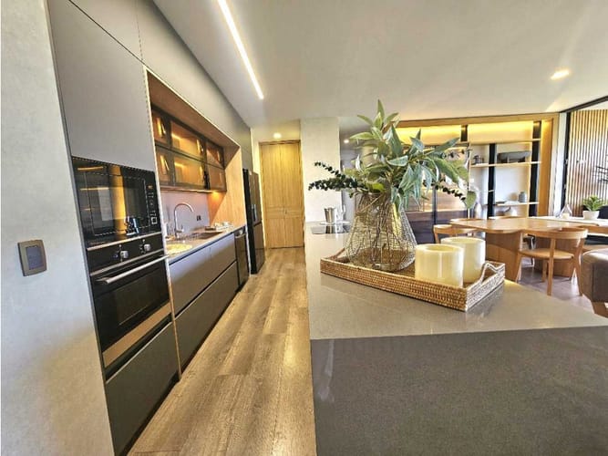 Apartamento de 3 alcobas en venta en Llano Grande, Medellín, 199 m² · foto 7 de 16