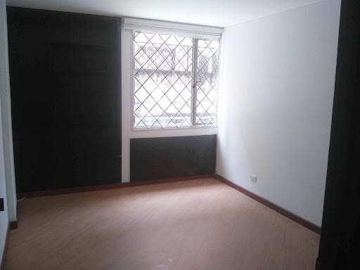Apartamento de 3 alcobas en venta en Santa Barbara, Bogotá, 130 m² · foto 7 de 21