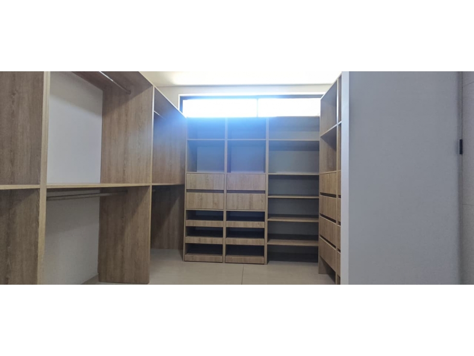 Apartamento en arriendo en El Tesoro, Medellín · foto 19 de 22