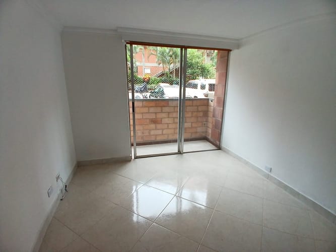 Apartamento en venta en San Pablo Guayabal, Itagüí · foto 2 de 18