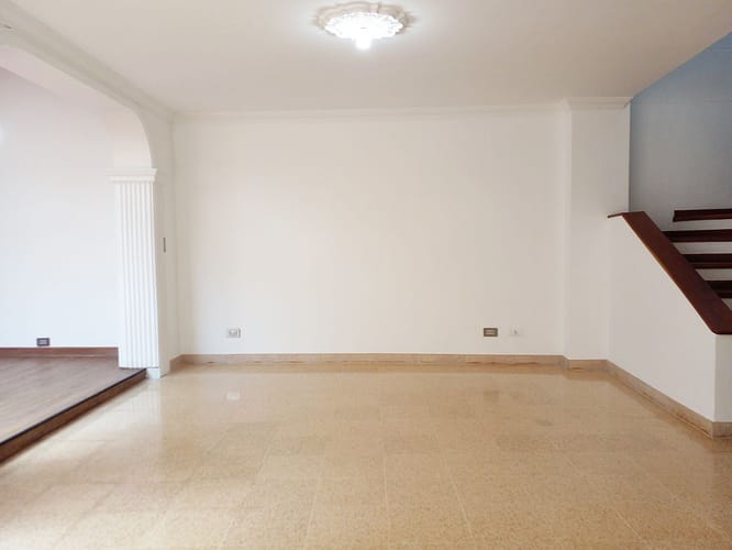 Casa de 4 alcobas en venta en La Pradera, Envigado, 204 m² · foto 3 de 20