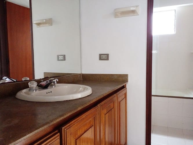 Casa de 4 alcobas en venta en La Pradera, Envigado, 204 m² · foto 18 de 20