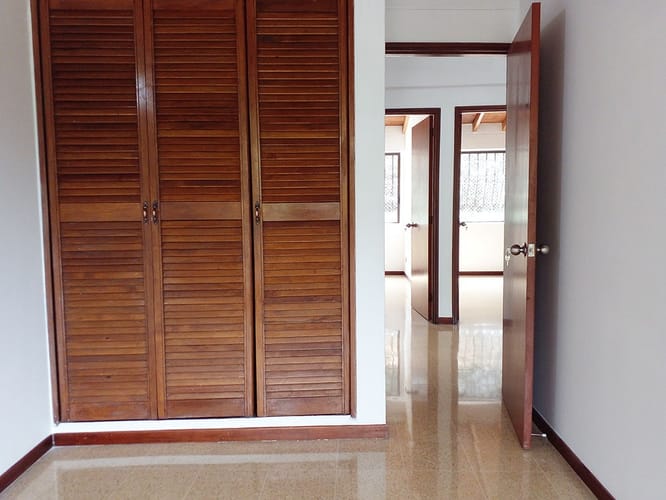 Casa de 4 alcobas en venta en La Pradera, Envigado, 204 m² · foto 14 de 20