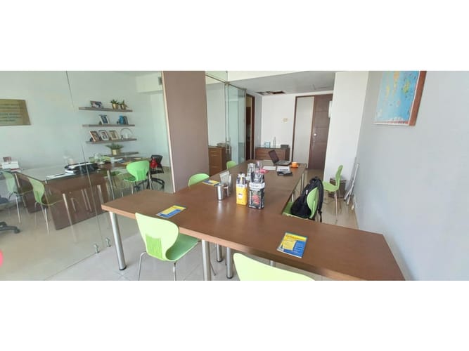 Oficina en arriendo en Bocagrande, Cartagena, 42 m² · foto 2 de 8