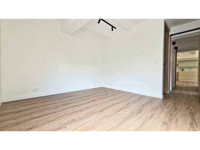 Apartamento de 2 alcobas en venta en Loma De Los Gonzalez, Medellín, 101 m² · foto 11 de 15