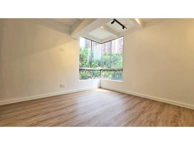 Apartamento de 2 alcobas en venta en Loma De Los Gonzalez, Medellín, 101 m² · foto 12 de 15