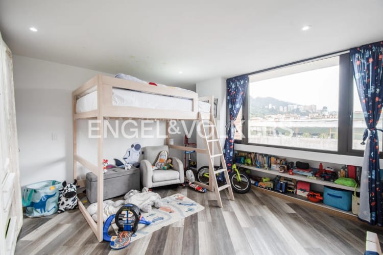 Apartamento de 4 alcobas en venta en Chicó Reservado, Bogotá, 254 m² · foto 14 de 16