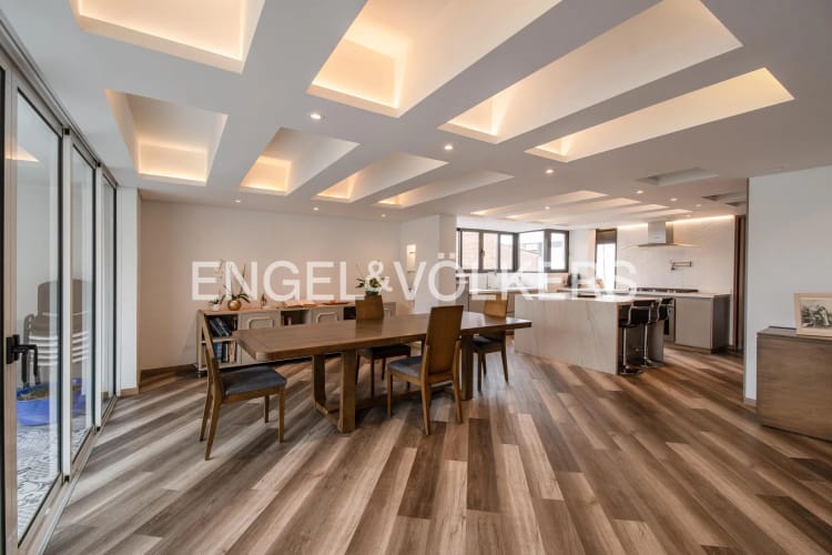 Apartamento de 4 alcobas en venta en Chicó Reservado, Bogotá, 254 m² · foto 2 de 16