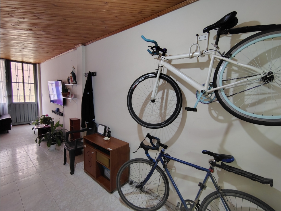 Casa en venta en Monterrey, Bogotá · foto 9 de 24