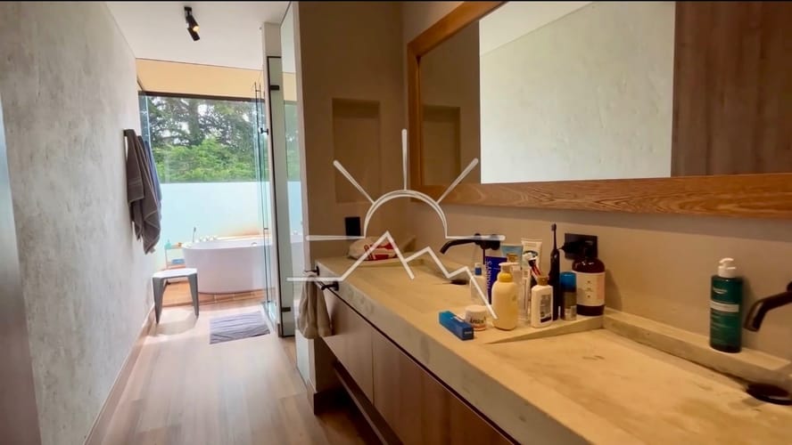 Casa de 5 alcobas en venta en Guamito, La Ceja, 495 m² · foto 14 de 24