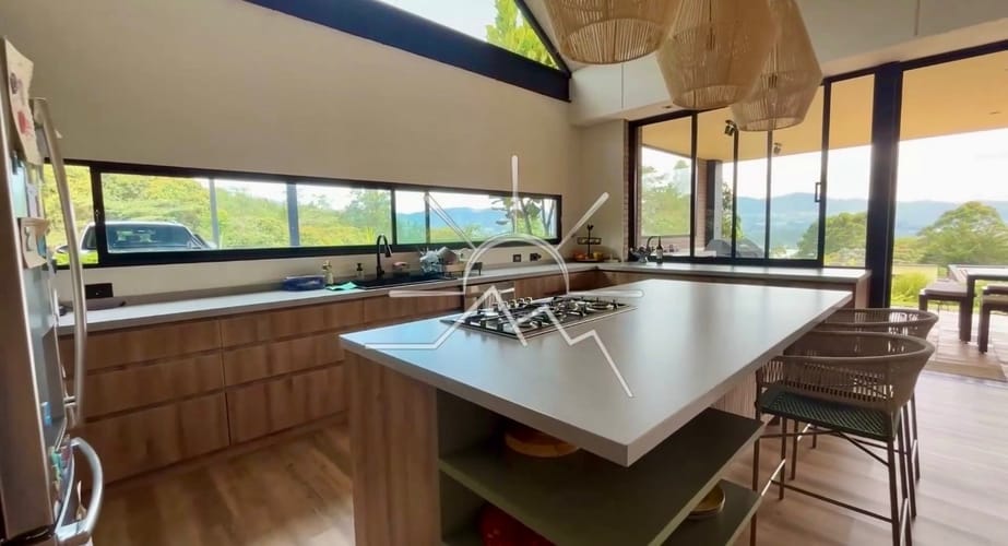 Casa de 5 alcobas en venta en Guamito, La Ceja, 495 m² · foto 19 de 24