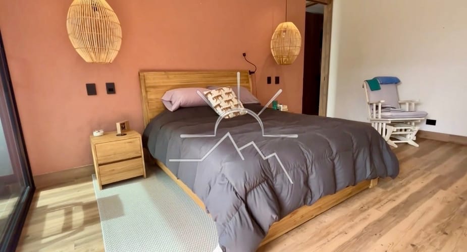 Casa de 5 alcobas en venta en Guamito, La Ceja, 495 m² · foto 16 de 24