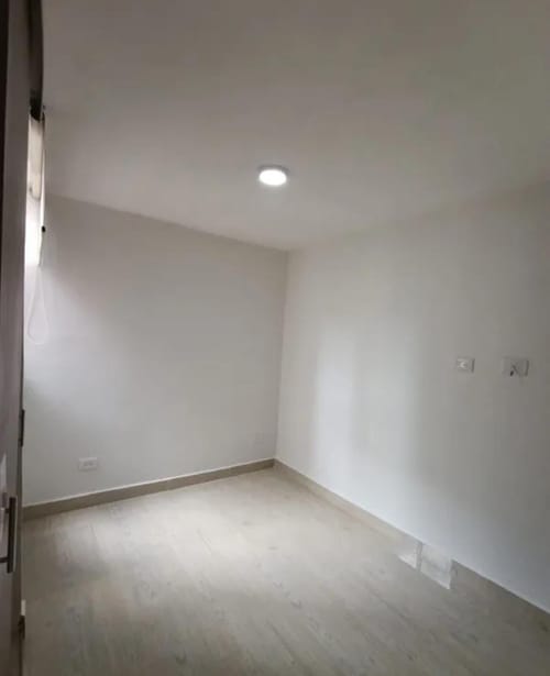 Apartamento de 3 alcobas en venta en Las Lomitas, Sabaneta, 53 m² · foto 18 de 24