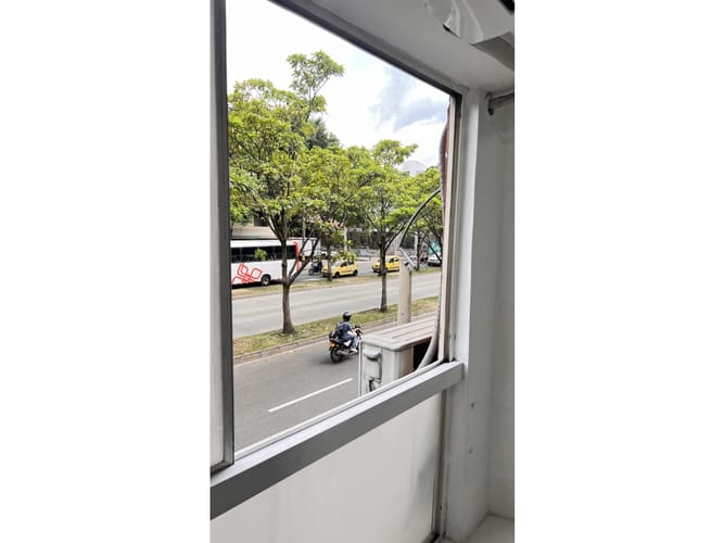 Local en venta en El Chagualo, Medellín, 16 m² · foto 5 de 5