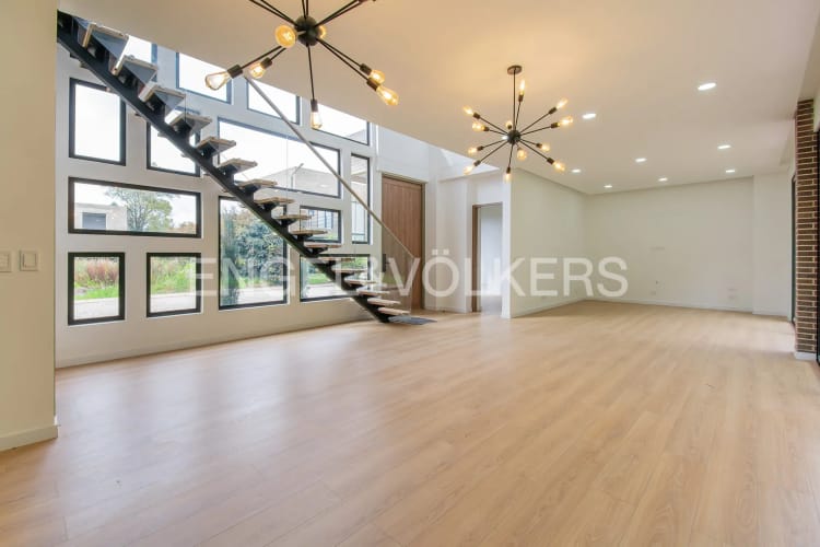 Casa de 4 alcobas en venta en Laura Vicuña, Chía, 188 m² · foto 3 de 18