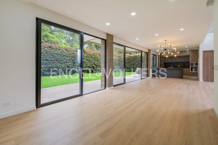 Casa de 4 alcobas en venta en Laura Vicuña, Chía, 188 m² · foto 2 de 18