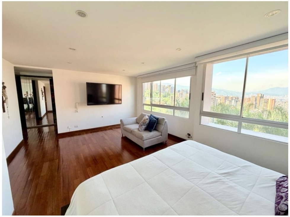 Apartamento en venta en El Poblado, Medellín · foto 16 de 18