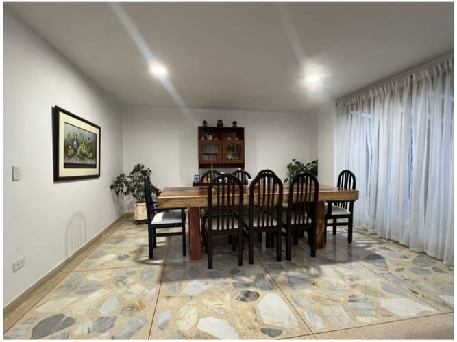 Casa en venta en Loma Del Escobero, Envigado · foto 4 de 13