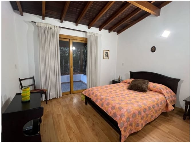 Casa en venta en Loma Del Escobero, Envigado · foto 9 de 13