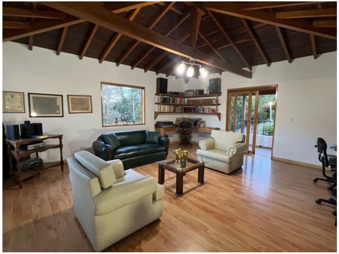 Casa en venta en Loma Del Escobero, Envigado · foto 10 de 13