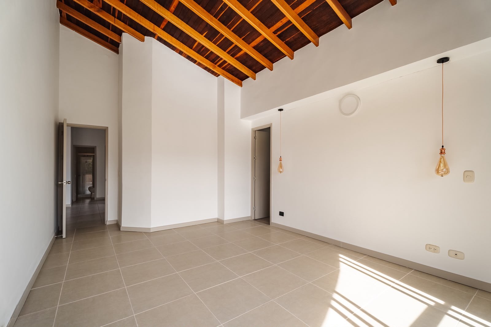 Apartamento en venta en Loma Benedictinos, Envigado · foto 10 de 16
