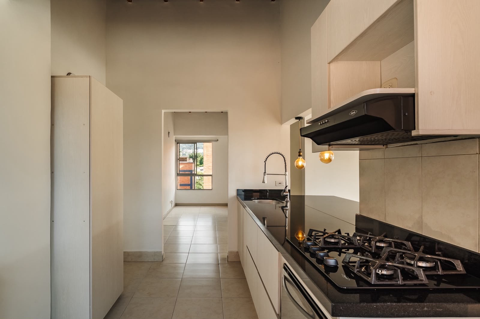 Apartamento en venta en Loma Benedictinos, Envigado · foto 4 de 16