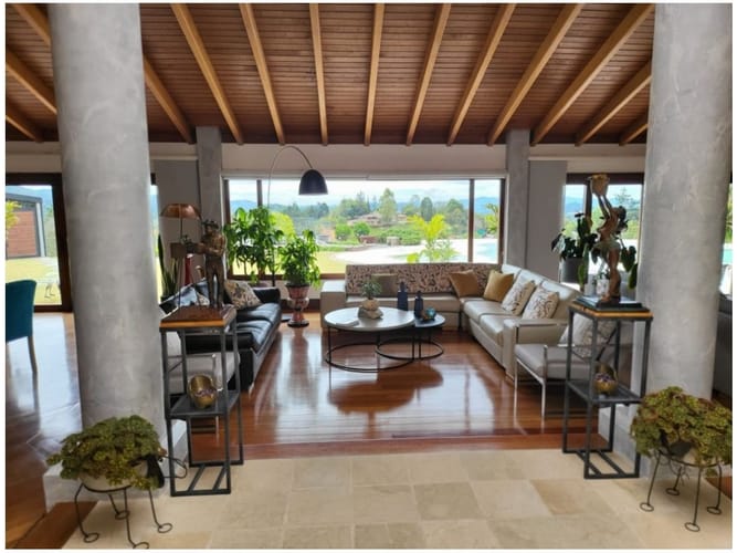 Casa de 4 alcobas en venta en Escobero, Envigado, 600 m² · foto 10 de 24