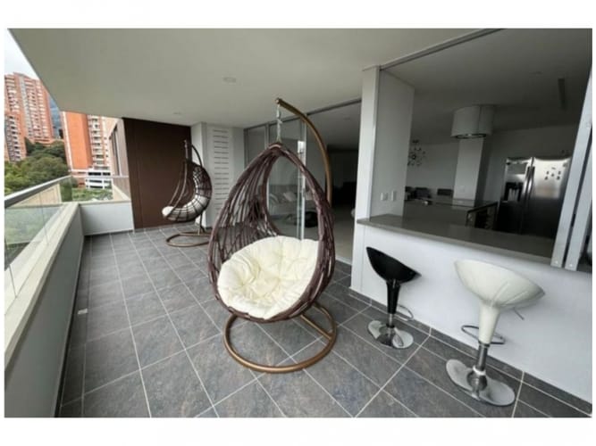 Apartamento de 3 alcobas en venta en Bosques De Zuñiga, Envigado, 161 m² · foto 2 de 20