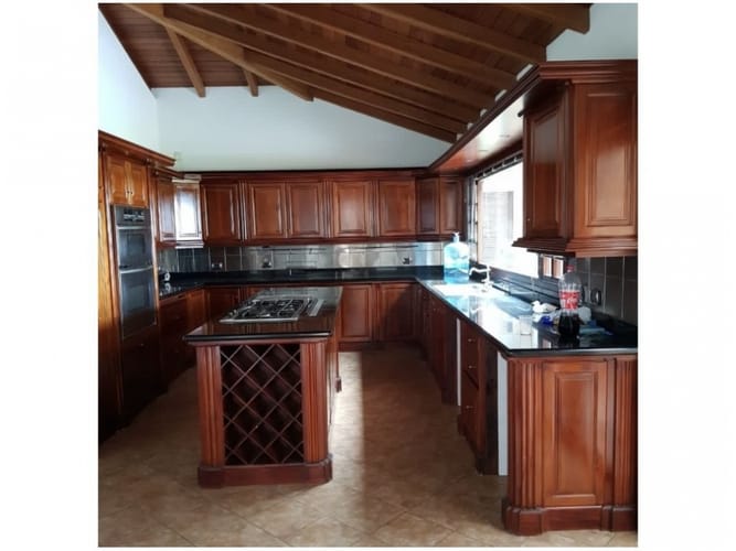 Casa de 4 alcobas en venta en Escobero, Envigado, 600 m² · foto 12 de 24